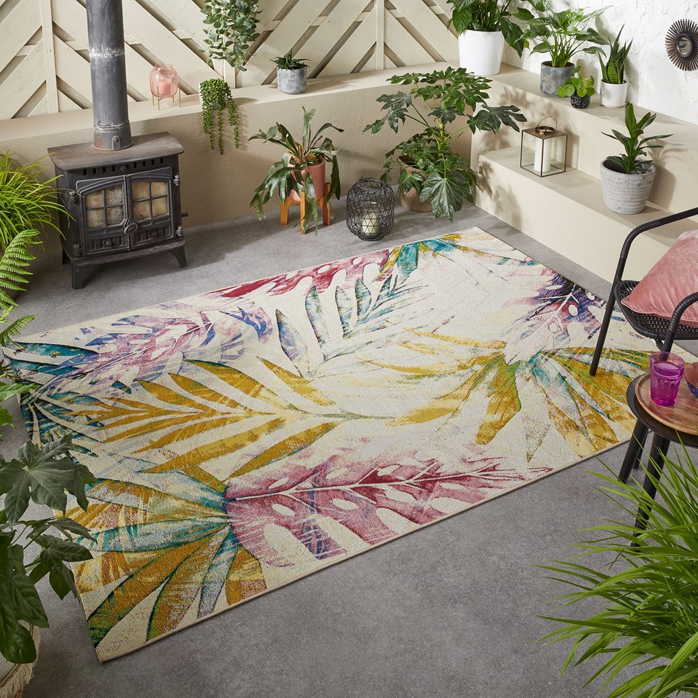 Tropicana 51 X Indoor Outdoor Rugs in Multi